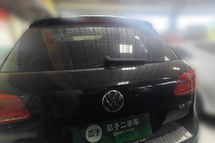 Used Volkswagen Touareg 2011 3.0 TSI Comfort Version Rear