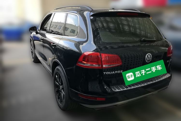 Used Volkswagen Touareg 2011 3.0 TSI Comfort Version Rear Left 45 Deg