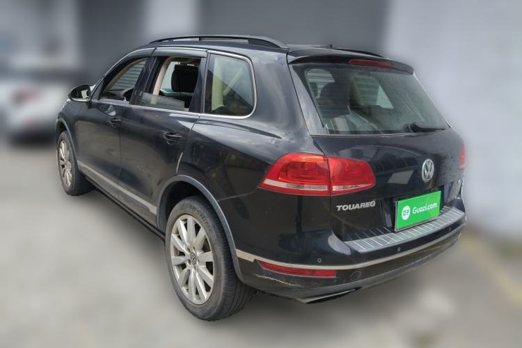 Used Volkswagen Touareg 2011 3.0 TSI Comfort Version Rear Left 45 Deg
