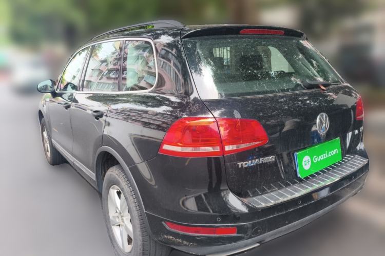 Used Volkswagen Touareg 2011 3.0 TSI Comfort Version Rear Left 45 Deg