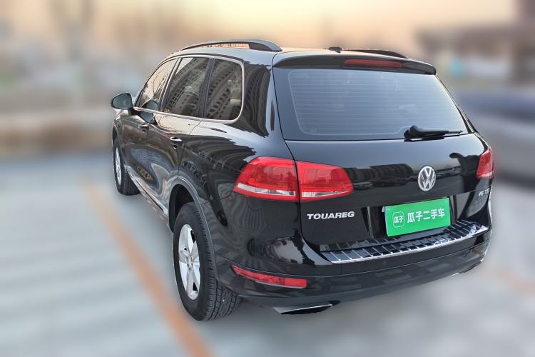 Used Volkswagen Touareg 2011 3.0 TSI Comfort Version Rear Left 45 Deg