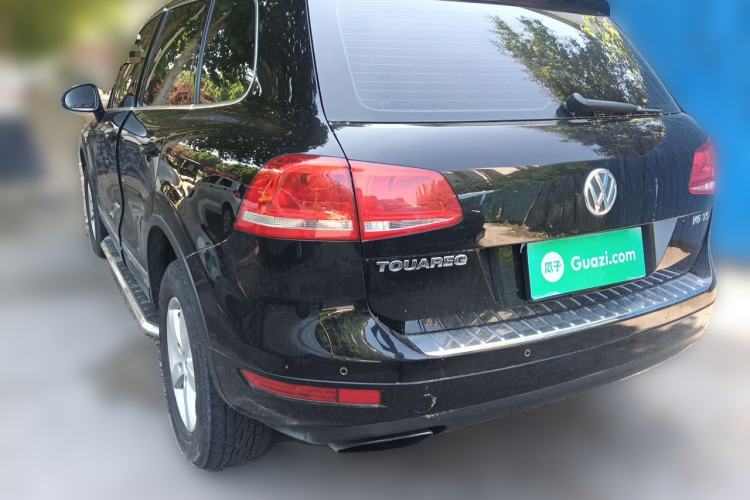 Used Volkswagen Touareg 2011 3.0 TSI Comfort Version Rear Left 45 Deg