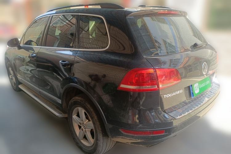 Used Volkswagen Touareg 2011 3.0 TSI Comfort Version Rear Left 45 Deg