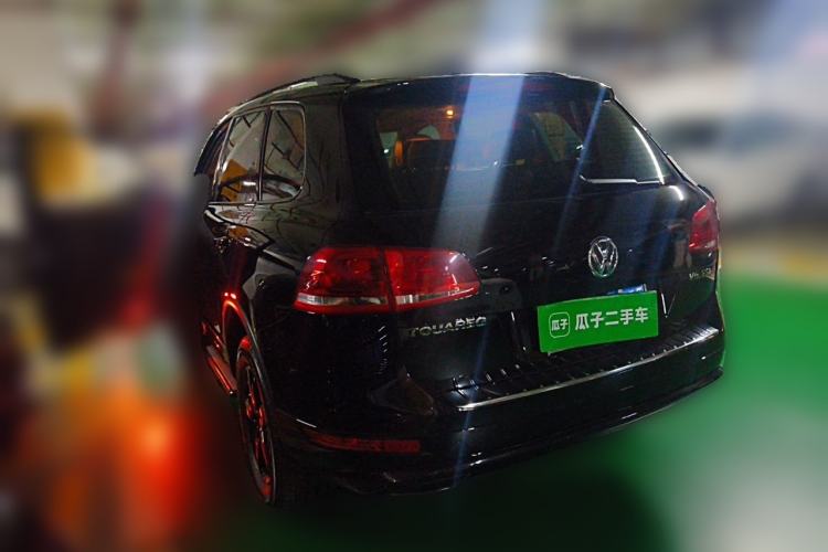 Used Volkswagen Touareg 2011 3.0 TSI Comfort Version Rear Left 45 Deg