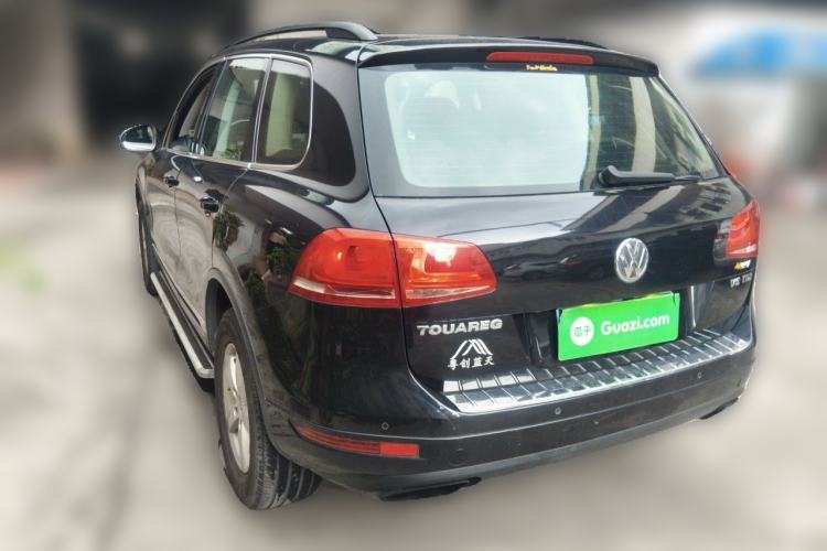 Used Volkswagen Touareg 2011 3.0 TDI Diesel Comfort Version Rear Left 45 Deg