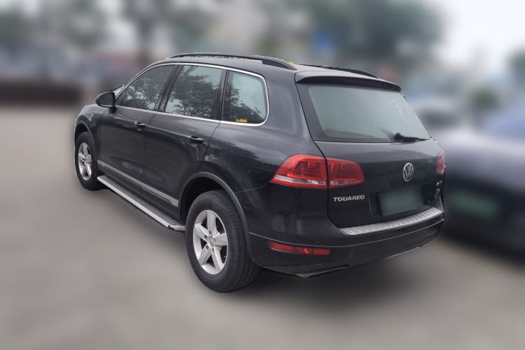 Used Volkswagen Touareg 2011 3.0 TSI Comfort Version Rear Left 45 Deg