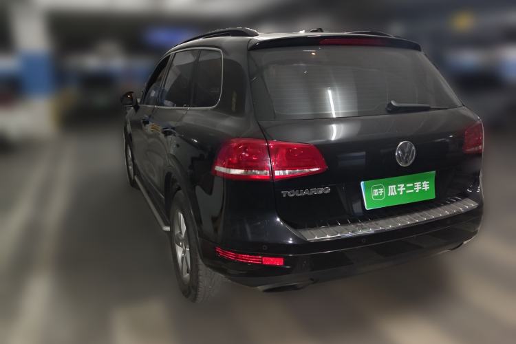 Used Volkswagen Touareg 2011 3.0 TSI Comfort Version Rear Left 45 Deg