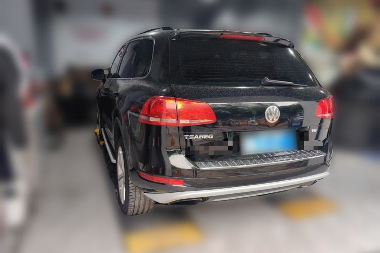 Used Volkswagen Touareg 2011 3.0 TSI Comfort Version Rear Left 45 Deg