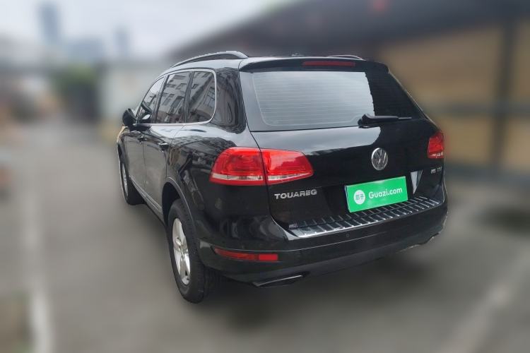 Used Volkswagen Touareg 2011 3.0 TSI Comfort Version Rear Left 45 Deg