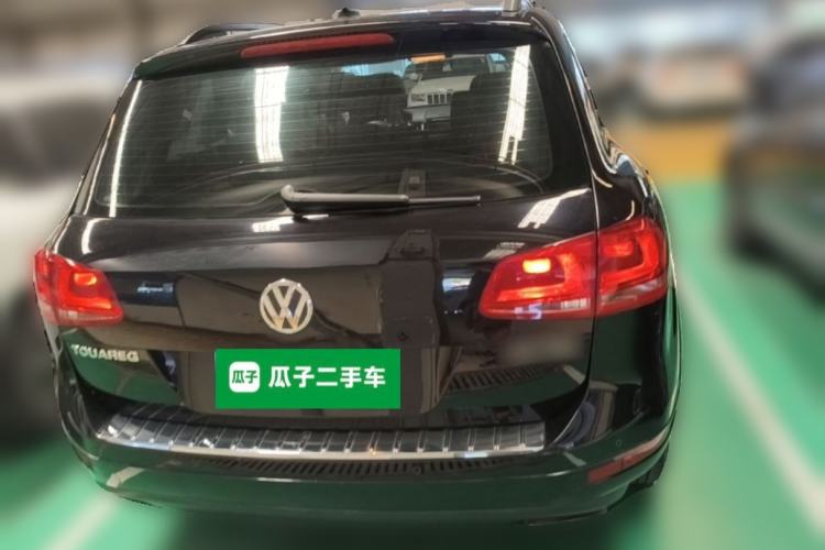 Used Volkswagen Touareg 2011 3.0 TSI Comfort Version Rear