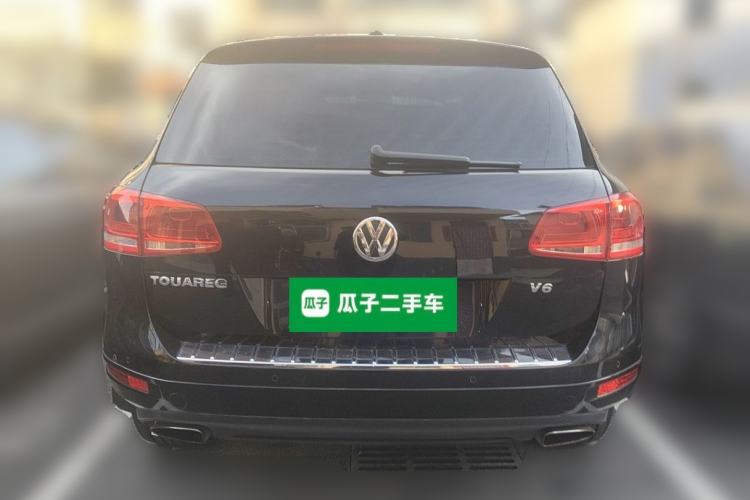 Used Volkswagen Touareg 2011 3.0 TSI High-End Version Rear
