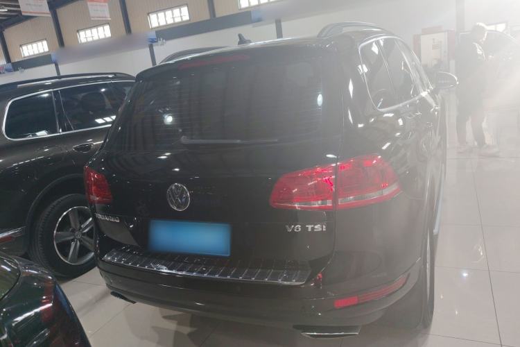 Used Volkswagen Touareg 2011 3.0 TSI Comfort Version Rear