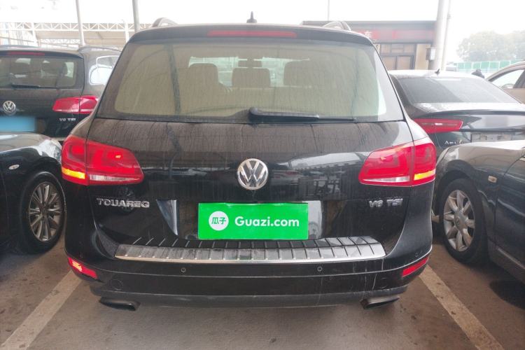 Used Volkswagen Touareg 2011 3.0 TSI Comfort Version Rear