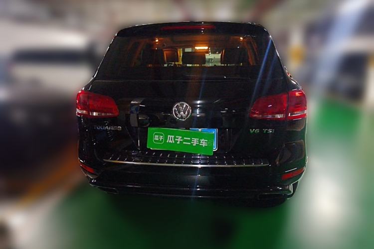 Used Volkswagen Touareg 2011 3.0 TSI Comfort Version Rear