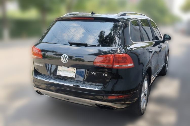 Used Volkswagen Touareg 2011 3.0 TSI Standard Version Rear Right 45 Deg