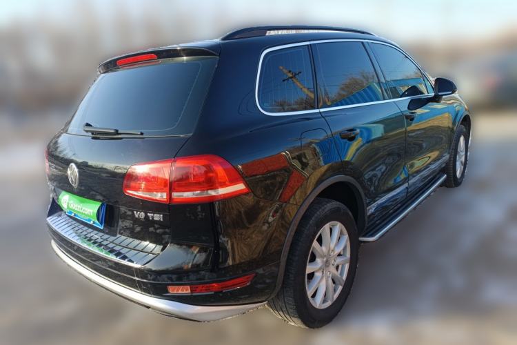 Used Volkswagen Touareg 2011 3.0 TSI Comfort Version Rear Right 45 Deg