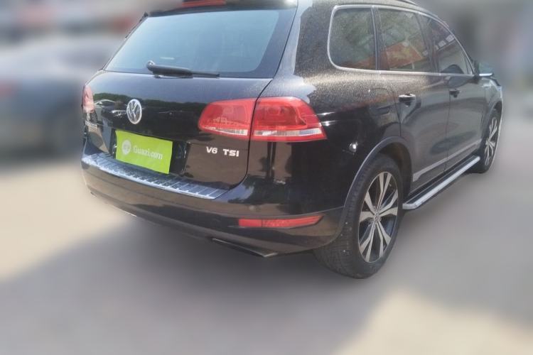 Used Volkswagen Touareg 2011 3.0 TSI Standard Version Rear Right 45 Deg