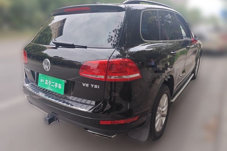 Used Volkswagen Touareg 2011 3.0 TSI Standard Version Rear Right 45 Deg