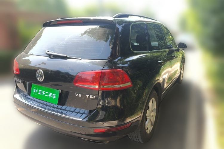 Used Volkswagen Touareg 2011 3.0 TSI Standard Version Rear Right 45 Deg
