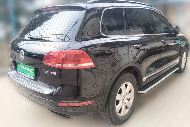 Used Volkswagen Touareg 2011 3.0 TSI Standard Version Rear Right 45 Deg