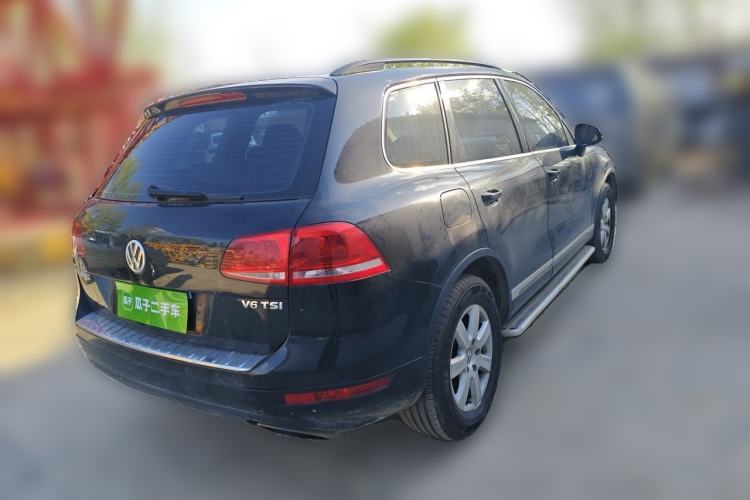 Used Volkswagen Touareg 2011 3.0 TSI Standard Version Rear Right 45 Deg