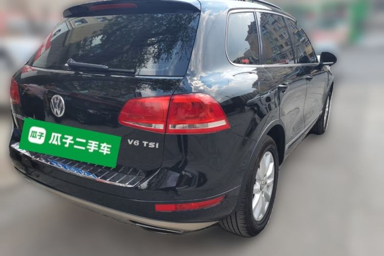 Used Volkswagen Touareg 2011 3.0 TSI Standard Version Rear Right 45 Deg