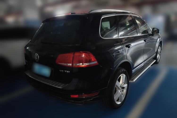 Used Volkswagen Touareg 2011 3.0 TSI Luxury Edition Rear Right 45 Deg