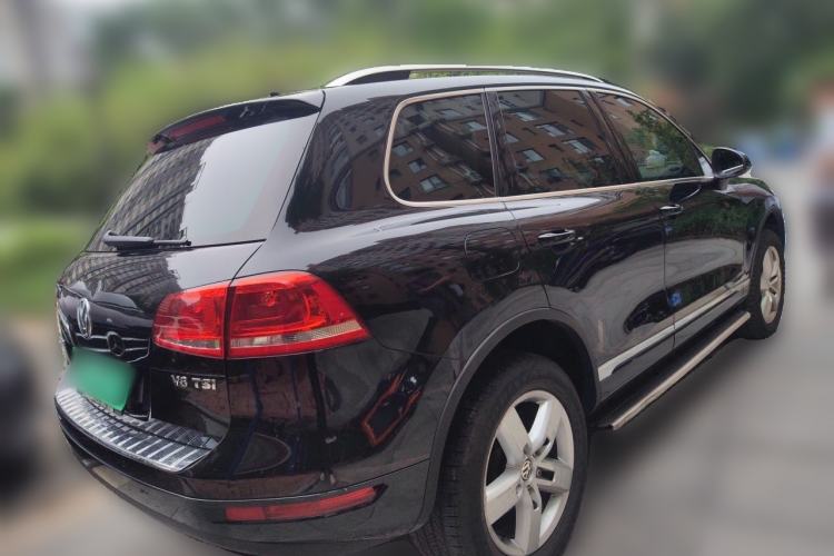 Used Volkswagen Touareg 2011 3.0 TSI Luxury Edition Rear Right 45 Deg