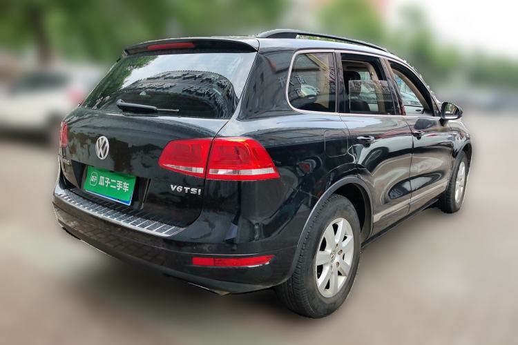 Used Volkswagen Touareg 2011 3.0 TSI Standard Version Rear Right 45 Deg