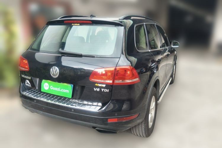 Used Volkswagen Touareg 2011 3.0 TDI Diesel Comfort Version Rear Right 45 Deg