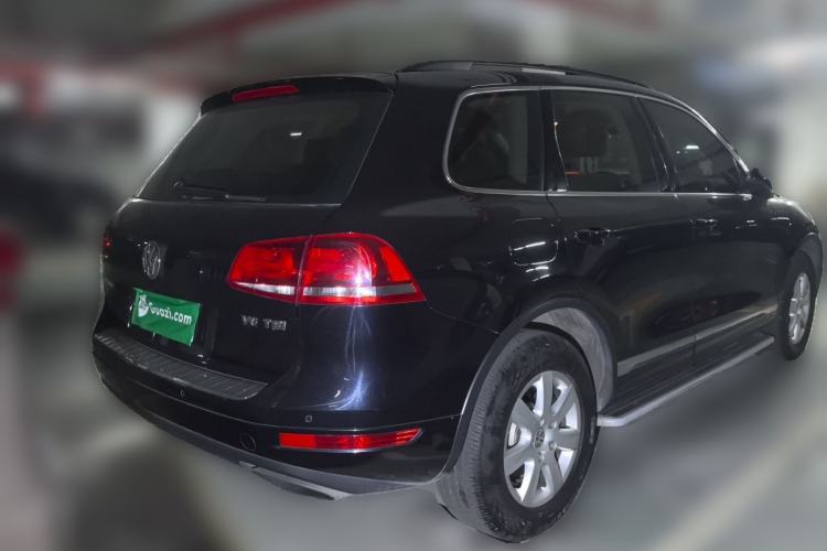 Used Volkswagen Touareg 2011 3.0 TSI Standard Version Rear Right 45 Deg