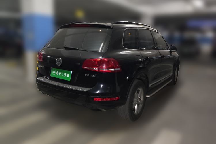 Used Volkswagen Touareg 2011 3.0 TSI Comfort Version Rear Right 45 Deg