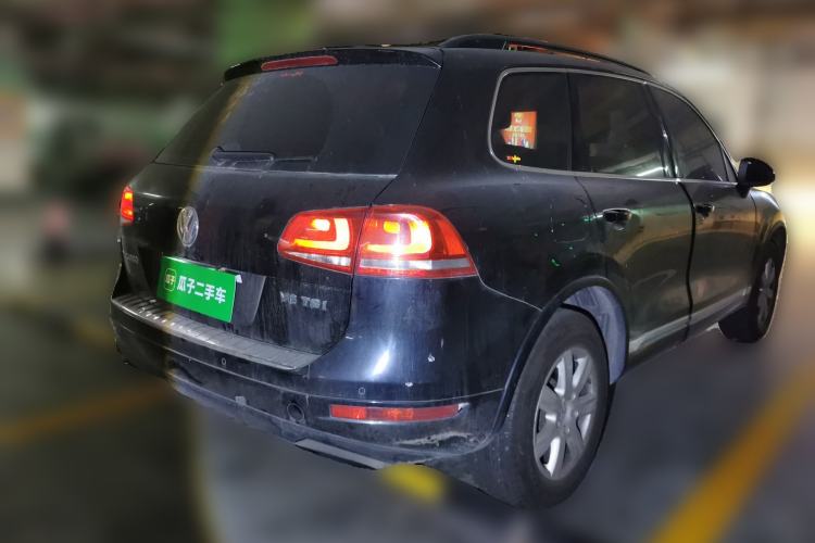 Used Volkswagen Touareg 2011 3.0 TSI Comfort Version Rear Right 45 Deg