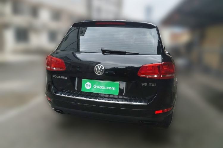 Used Volkswagen Touareg 2011 3.0 TSI Comfort Version Rear