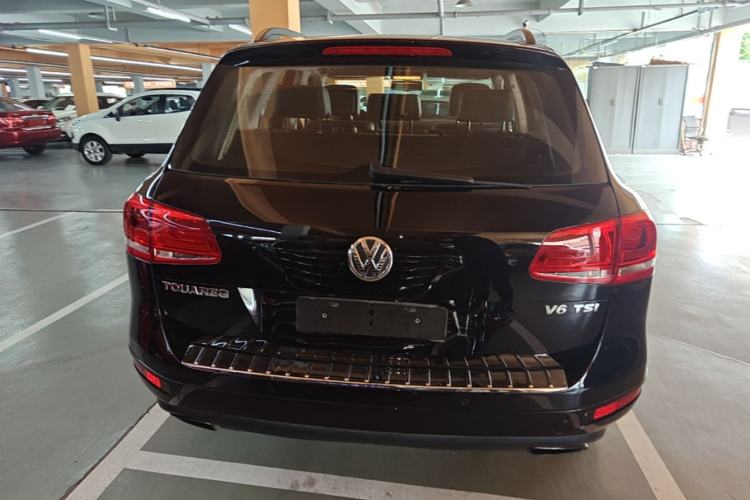 Used Volkswagen Touareg 2011 3.0 TSI Standard Version Rear