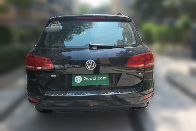 Used Volkswagen Touareg 2011 3.0 TSI Standard Version Rear