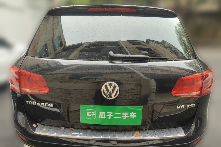 Used Volkswagen Touareg 2011 3.0 TSI High-End Version Rear