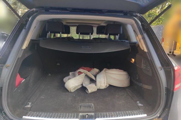 Used Volkswagen Touareg 2011 3.0 TSI Comfort Version Trunk