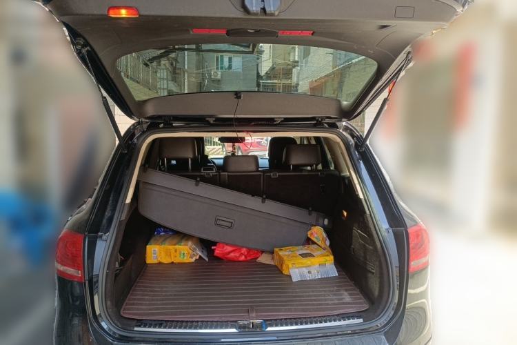 Used Volkswagen Touareg 2011 3.0 TSI Comfort Version Trunk