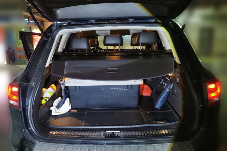 Used Volkswagen Touareg 2011 3.0 TSI Comfort Version Trunk