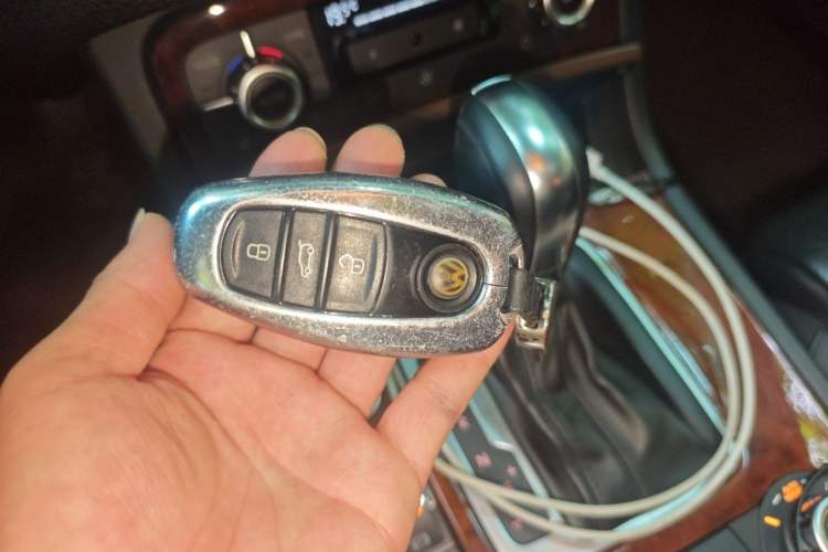 Used Volkswagen Touareg 2011 3.0 TSI High-End Version Vehicle Key