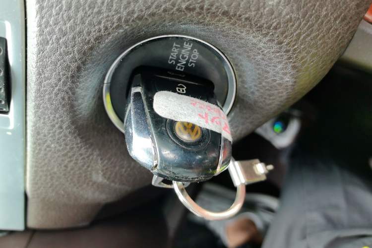 Used Volkswagen Touareg 2011 3.0 TSI Standard Version Vehicle Key