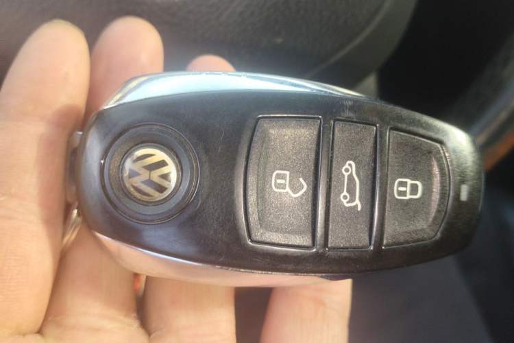 Used Volkswagen Touareg 2011 3.0 TSI High-End Version Vehicle Key