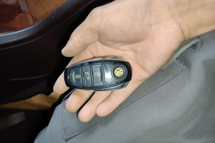 Used Volkswagen Touareg 2011 3.0 TSI Standard Version Vehicle Key