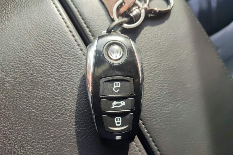 Used Volkswagen Touareg 2011 3.0 TSI High-End Version Vehicle Key