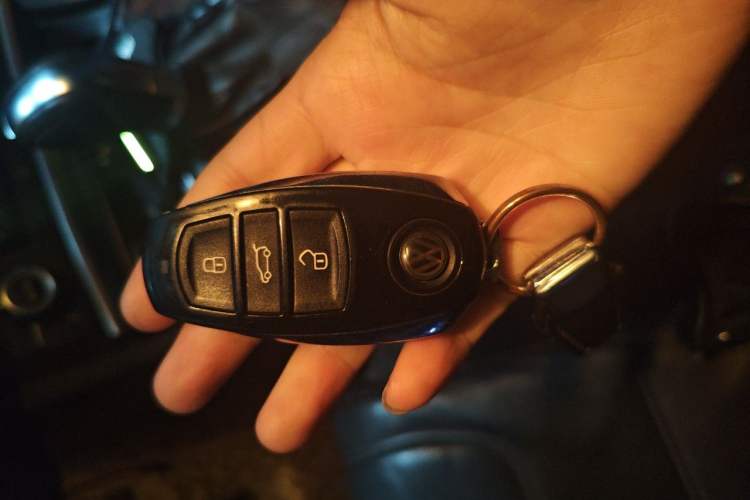 Used Volkswagen Touareg 2011 3.0 TSI Standard Version Vehicle Key