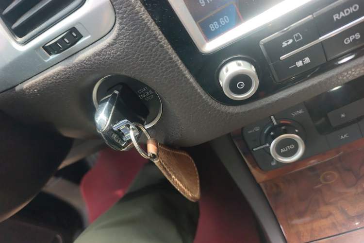 Used Volkswagen Touareg 2011 3.0 TSI Standard Version Vehicle Key