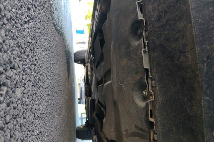 Used Volkswagen Touareg 2011 3.0 TSI Standard Version Chassis Front