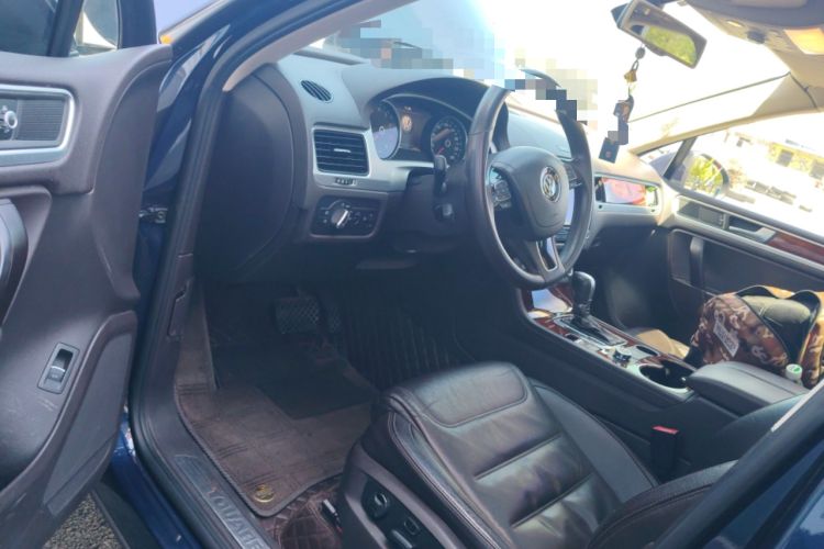 Used Volkswagen Touareg 2011 3.0 TSI Standard Version Driver Seat