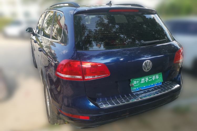 Used Volkswagen Touareg 2011 3.0 TSI Comfort Version Rear Left 45 Deg